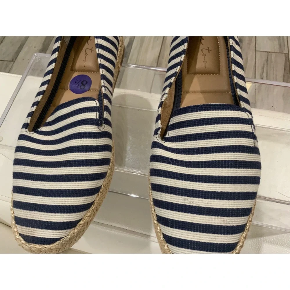 Brand Me too Navy Blue‎ White Striped Canvas Espadrille Loafers Flats Womens 8.5